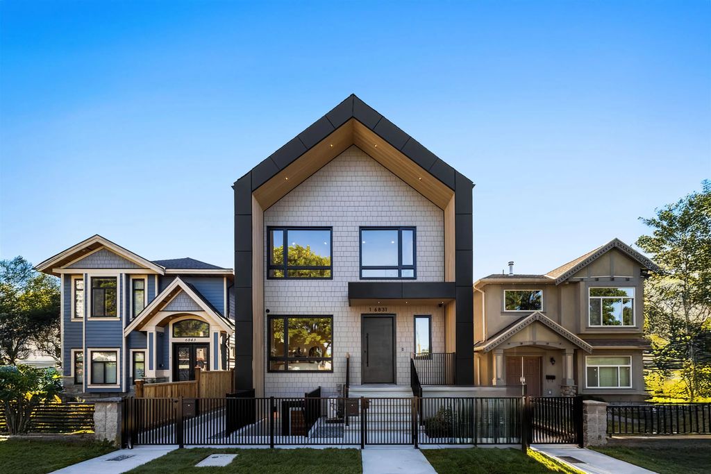 6831 Salisbury Avenue 2, Burnaby