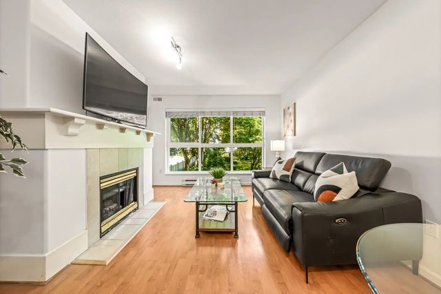 5900 Dover Crescent 205, Richmond