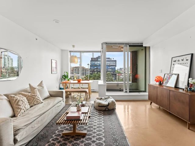 221 Union Street 715, Vancouver