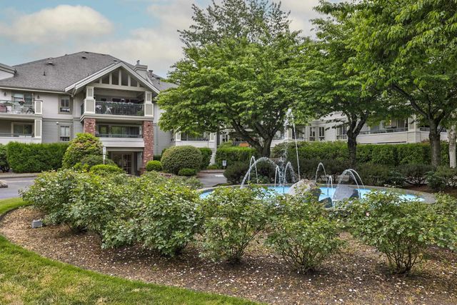 22015 48 Avenue 221, Langley