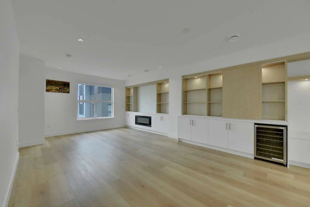 12585 104a Avenue 40, Surrey