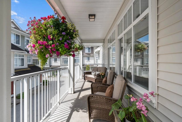 19480 66 Avenue 24, Surrey