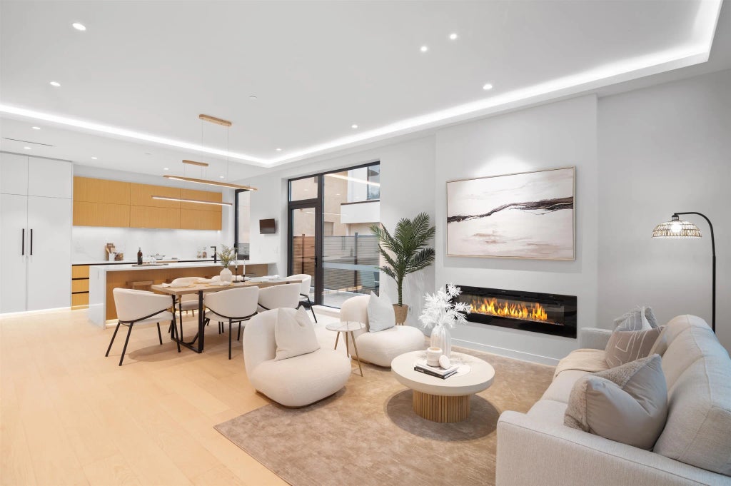 8226 Adera Street 2, Vancouver