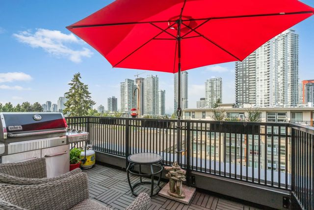 609 Cottonwood Avenue 502, Coquitlam