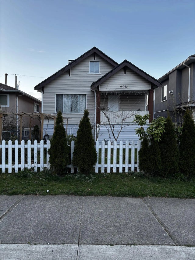2961 E 29th Avenue, Vancouver