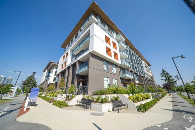 10829 140 Street 611, Surrey