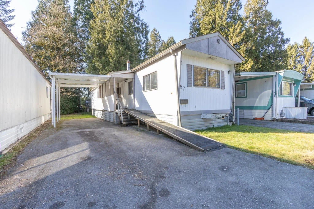 21163 Lougheed Highway Highway 57, Maple Ridge