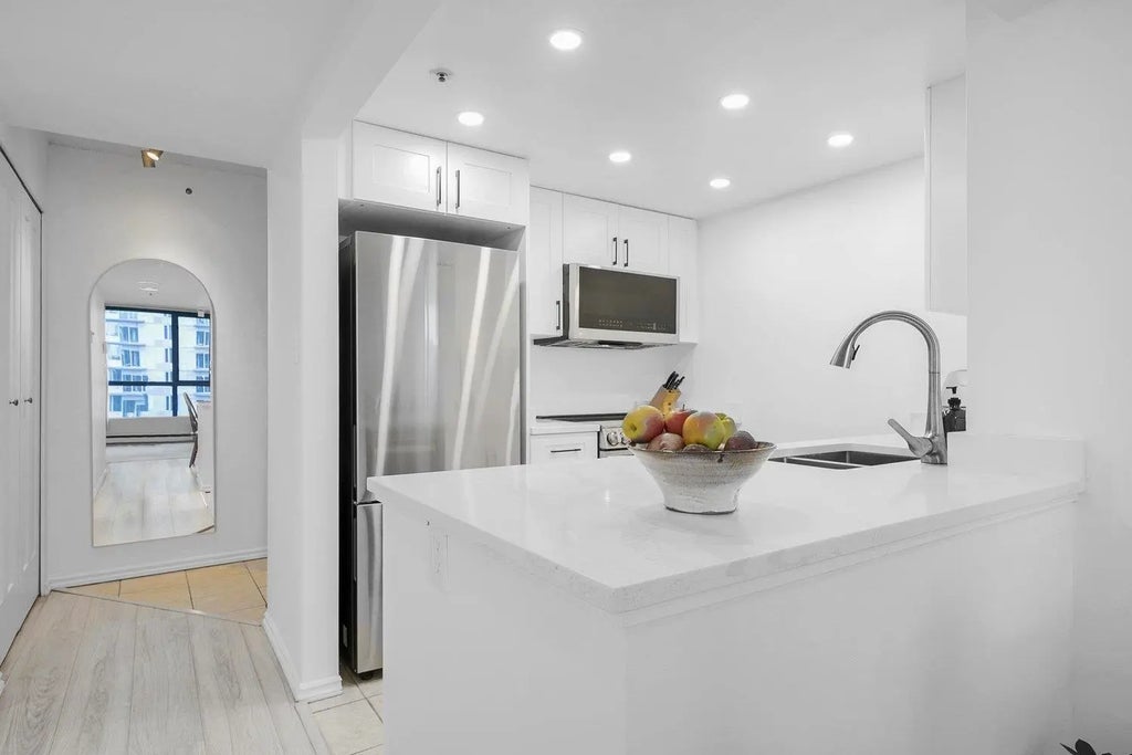 838 Agnes Street 1003, New Westminster