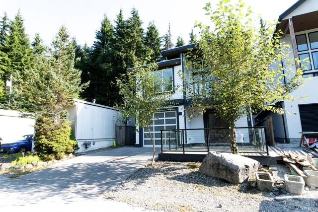 3295 Sunnyside Road 69, Anmore