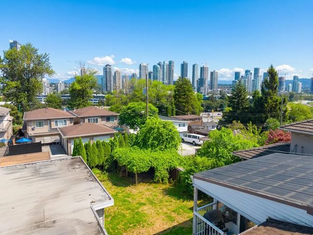 4137 Dominion Street, Burnaby