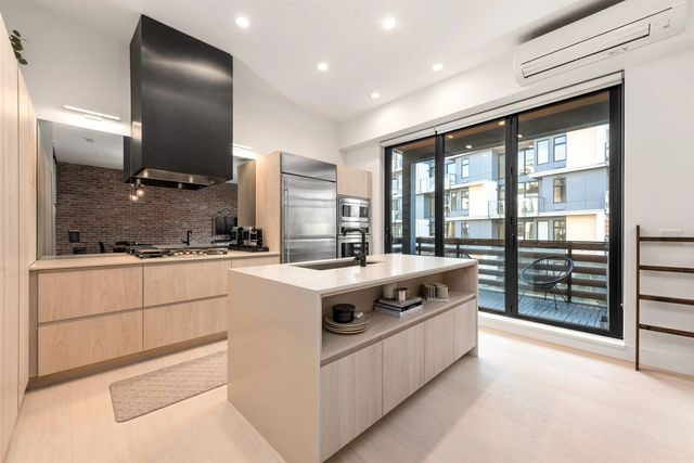 300 Salter Street 219, New Westminster