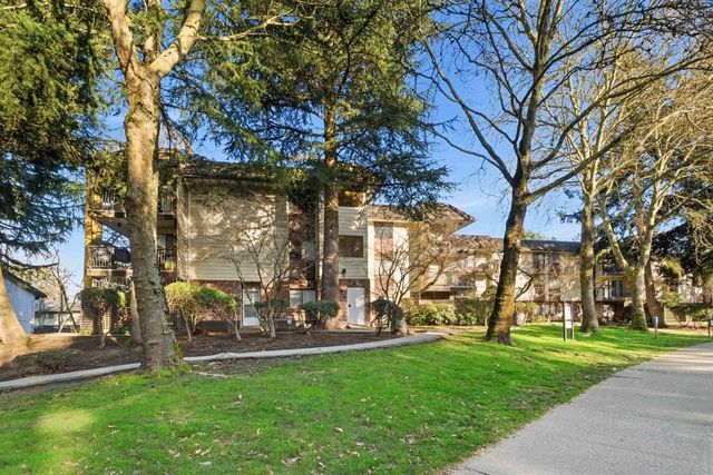 7426 138 Street 211, Surrey