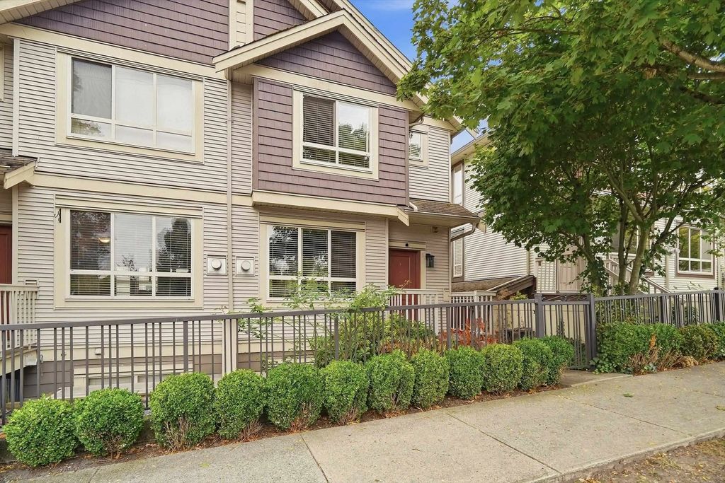 19560 68 Avenue 6, Surrey
