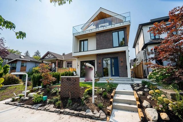 456 E 38th Avenue 1, Vancouver