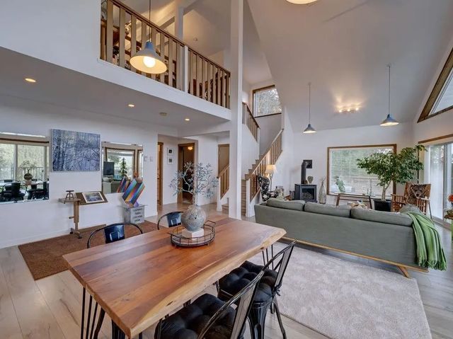 5280 Cecil Hill Road, Madeira Park