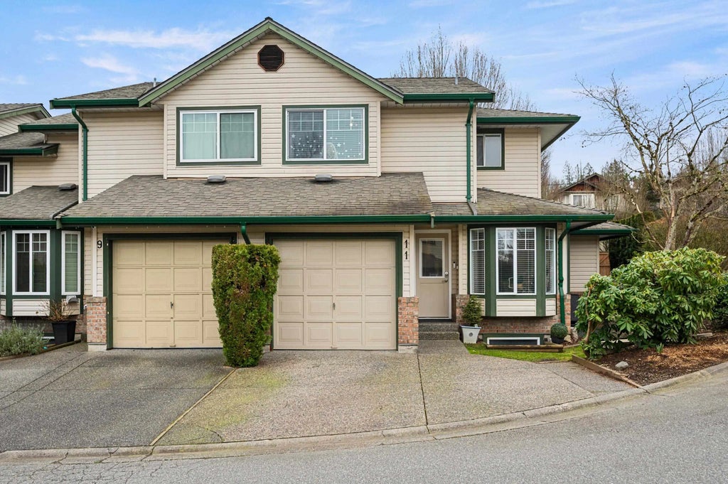 8863 216 Street 11, Langley