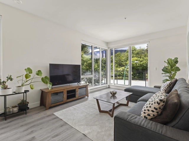 1327 Draycott Road 303, North Vancouver