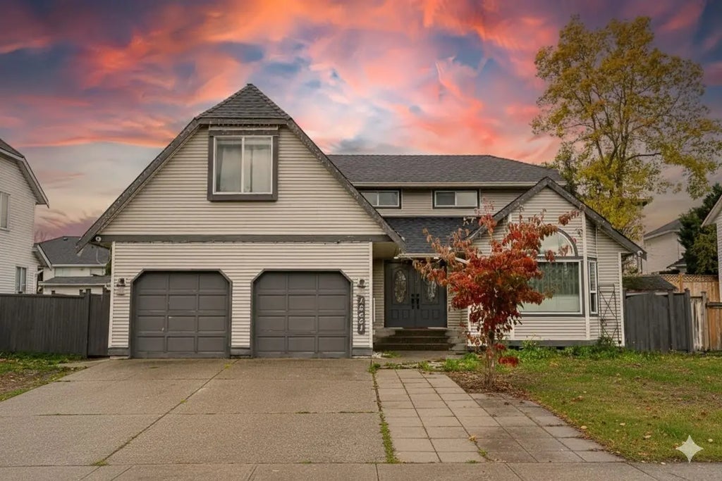 18661 56 Avenue Avenue, Surrey