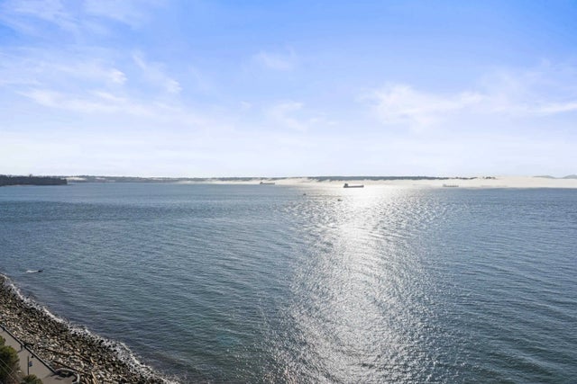 2250 Bellevue Avenue 11, West Vancouver