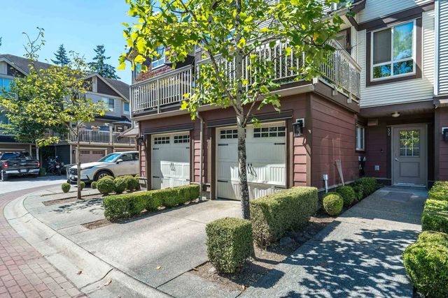 19560 68 Avenue 32, Surrey