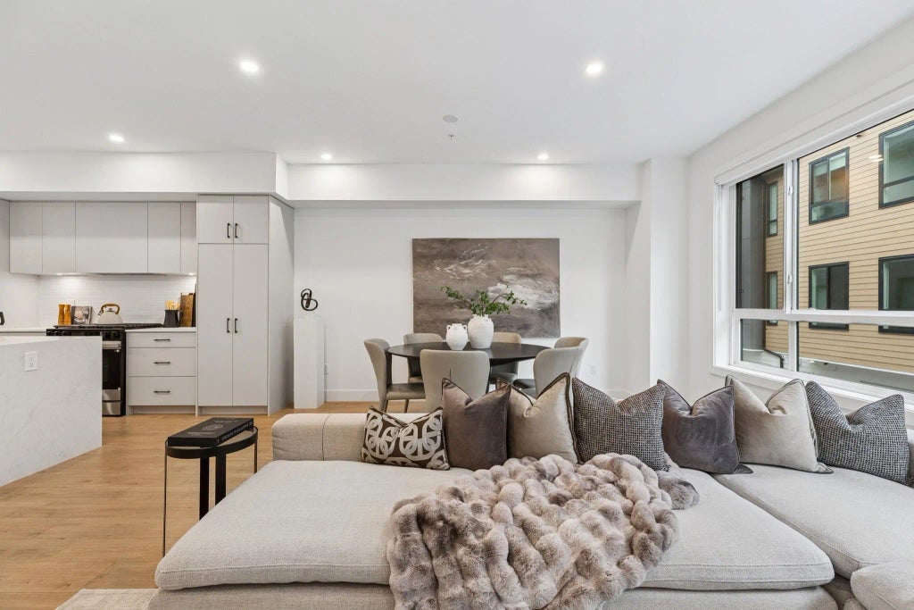 19667 55a Avenue 3, Langley