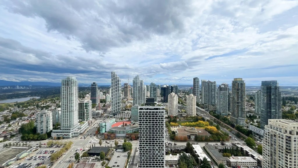 5987 Wilson Avenue 3908, Burnaby