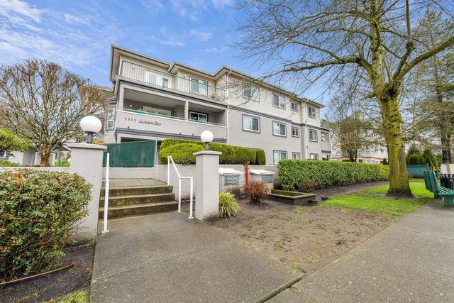 5955 177b Street 207, Surrey