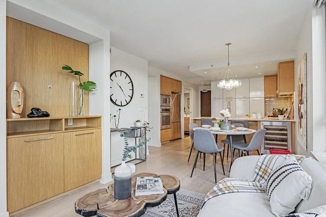 1680 W 4th Avenue 207, Vancouver