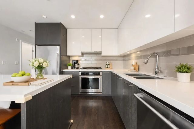 7008 River Parkway 508, Richmond