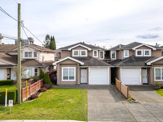 7474 Elwell Street, Burnaby
