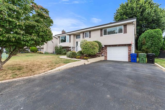 45992 Silver Avenue, Chilliwack