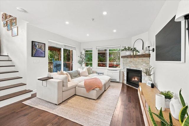 1450 Vine Road 43, Pemberton