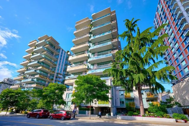 1365 Davie Street 305, Vancouver