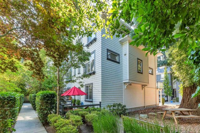 277 171 Street 14, Surrey