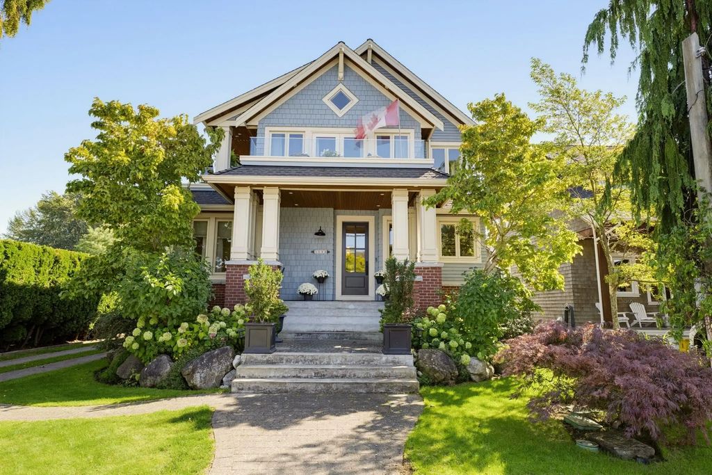 3098 Mcbride Avenue, Surrey