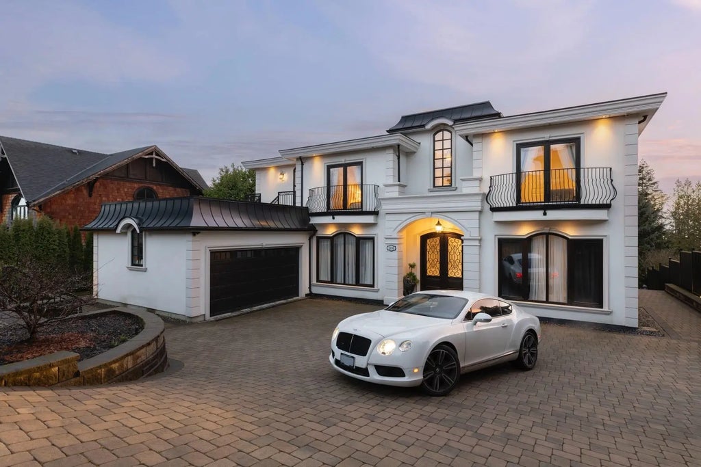 1198 Ottaburn Road, West Vancouver