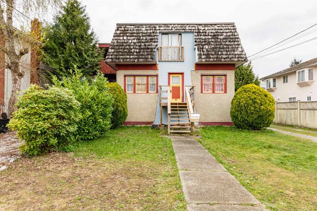 4939 Sidley Street, Burnaby