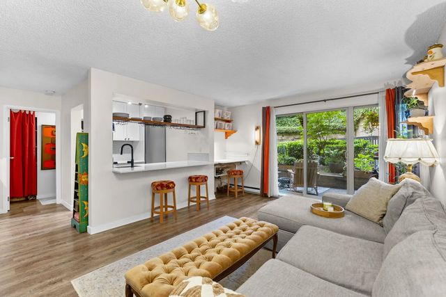 9867 Manchester Drive 210, Burnaby