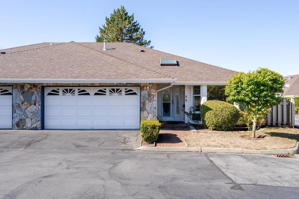21746 52 Avenue 49, Langley