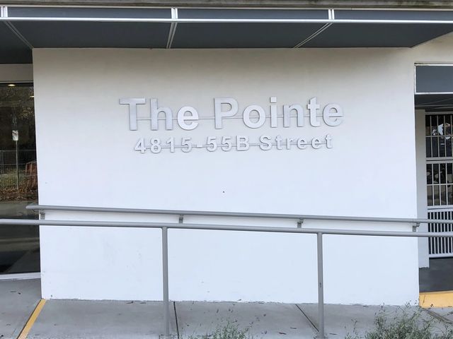 4815 55b Street 302, Delta