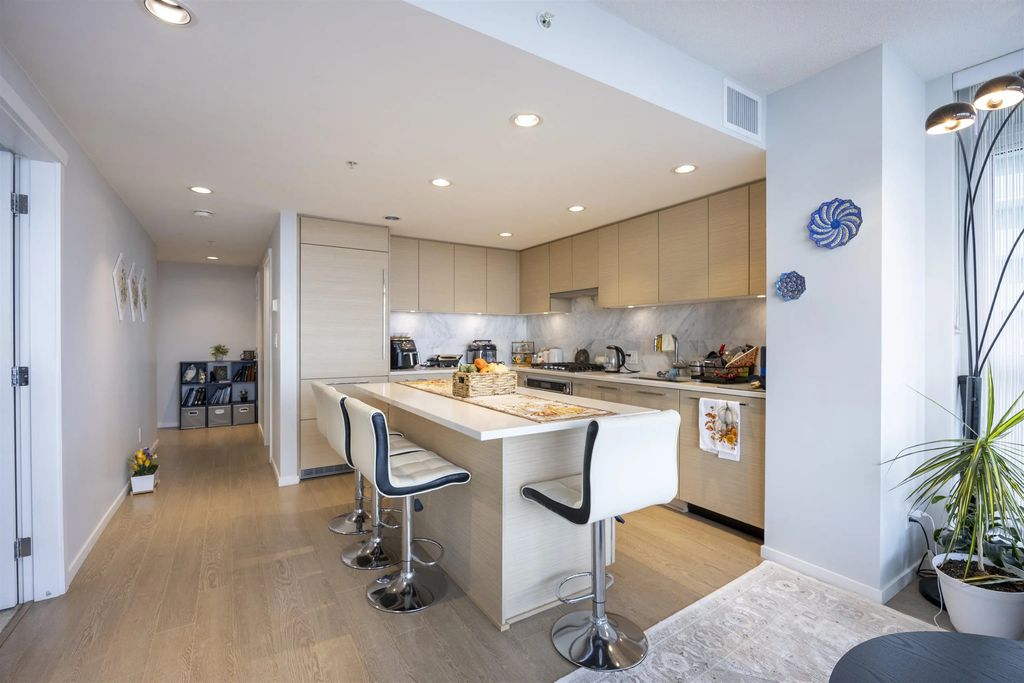 6700 Dunblane Avenue 3006, Burnaby