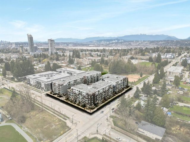 13963 105 Boulevard 224, Surrey