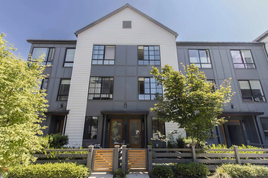 1329 Halyard Place, Squamish