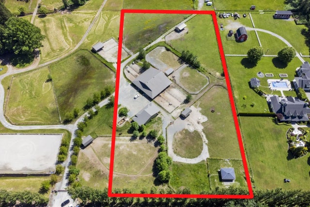 18738 20 Avenue, Surrey