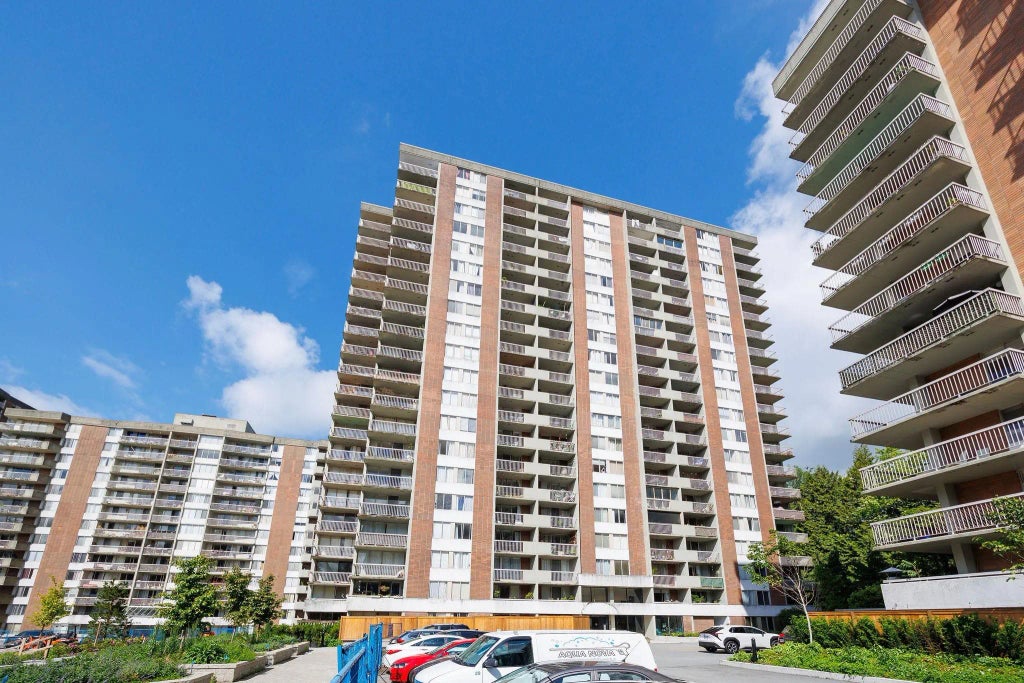 2016 Fullerton Avenue 1602, North Vancouver