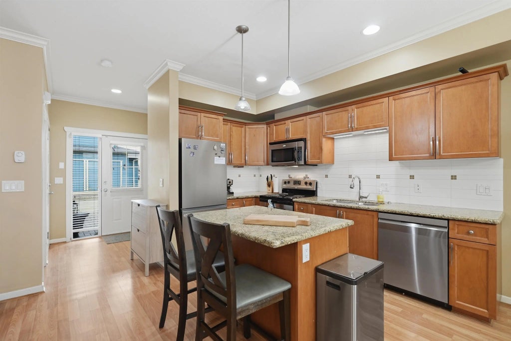 4910 Central Avenue 7, Delta