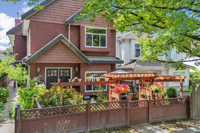 546 E 44th Avenue, Vancouver