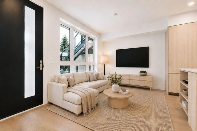 578 W 24 Avenue 122, Vancouver