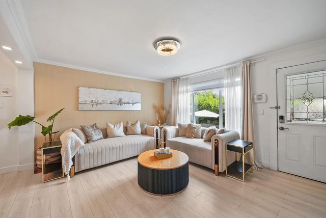 1875 Coleman Avenue, Coquitlam