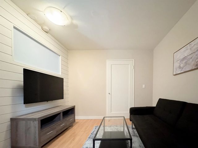 935 Jervis Street 20, Vancouver